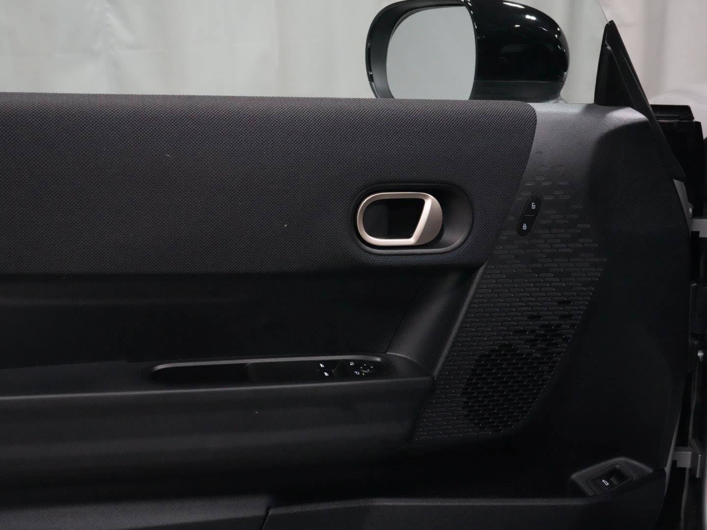 Certified 2025 MINI Cooper S image 26