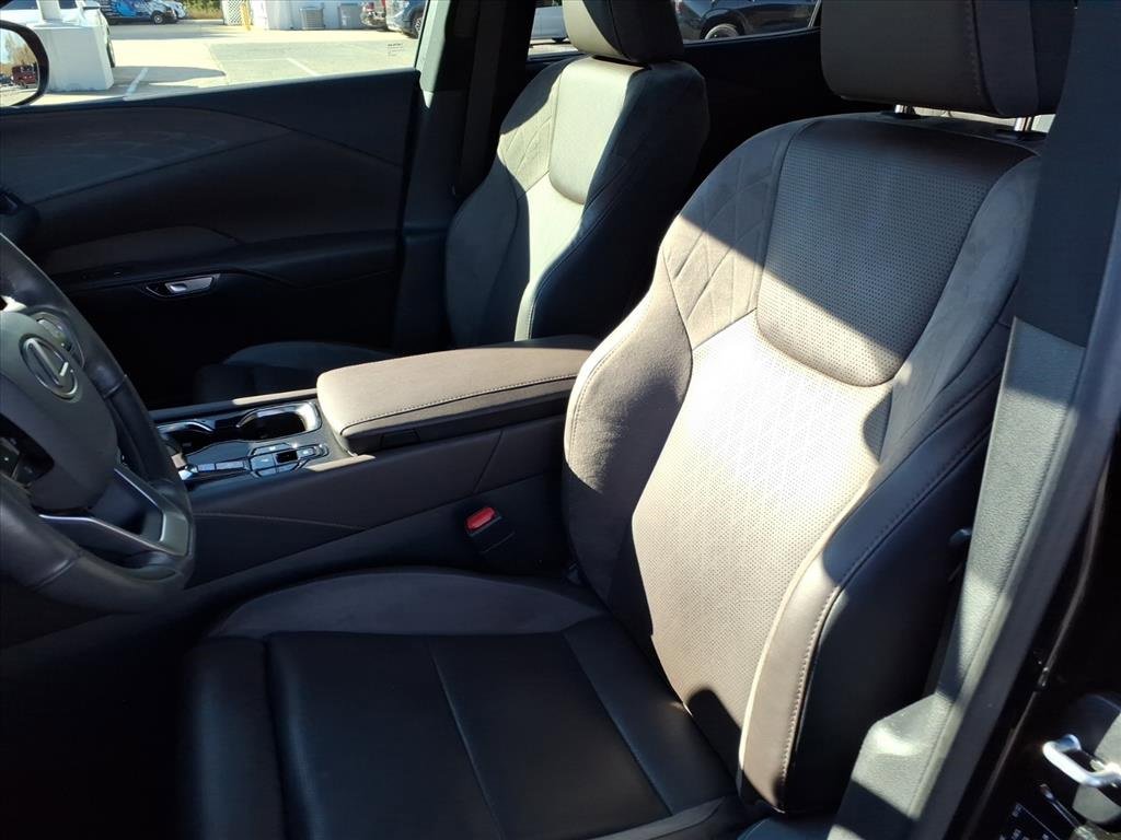 Used 2023 Lexus RX 350 350h Luxury image 15