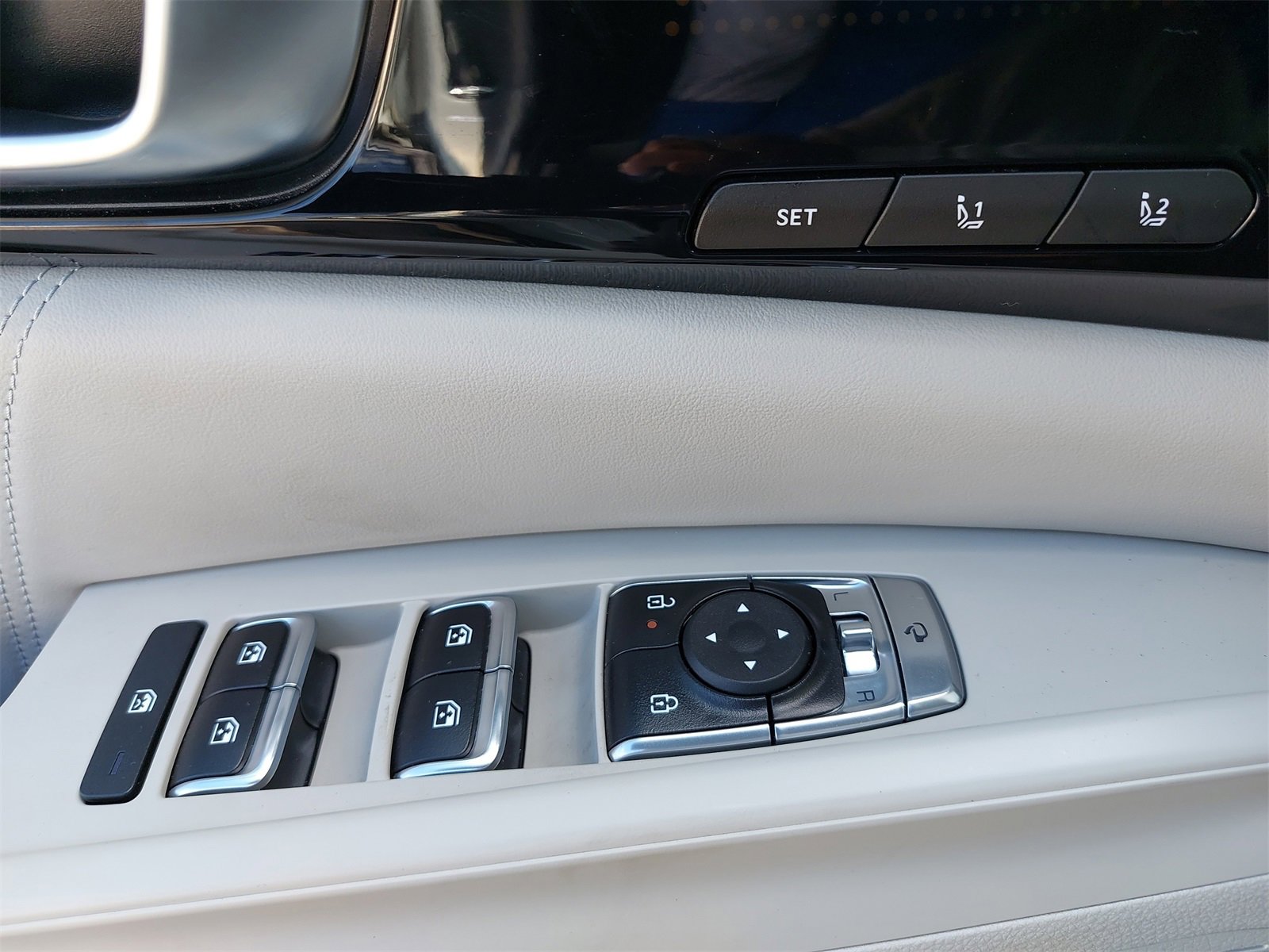 Certified 2025 Kia Carnival SX Prestige image 36