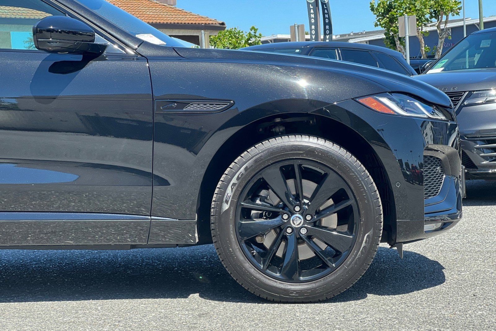 Used 2026 Jaguar F-PACE R-Dynamic S AWD/4WD image 37