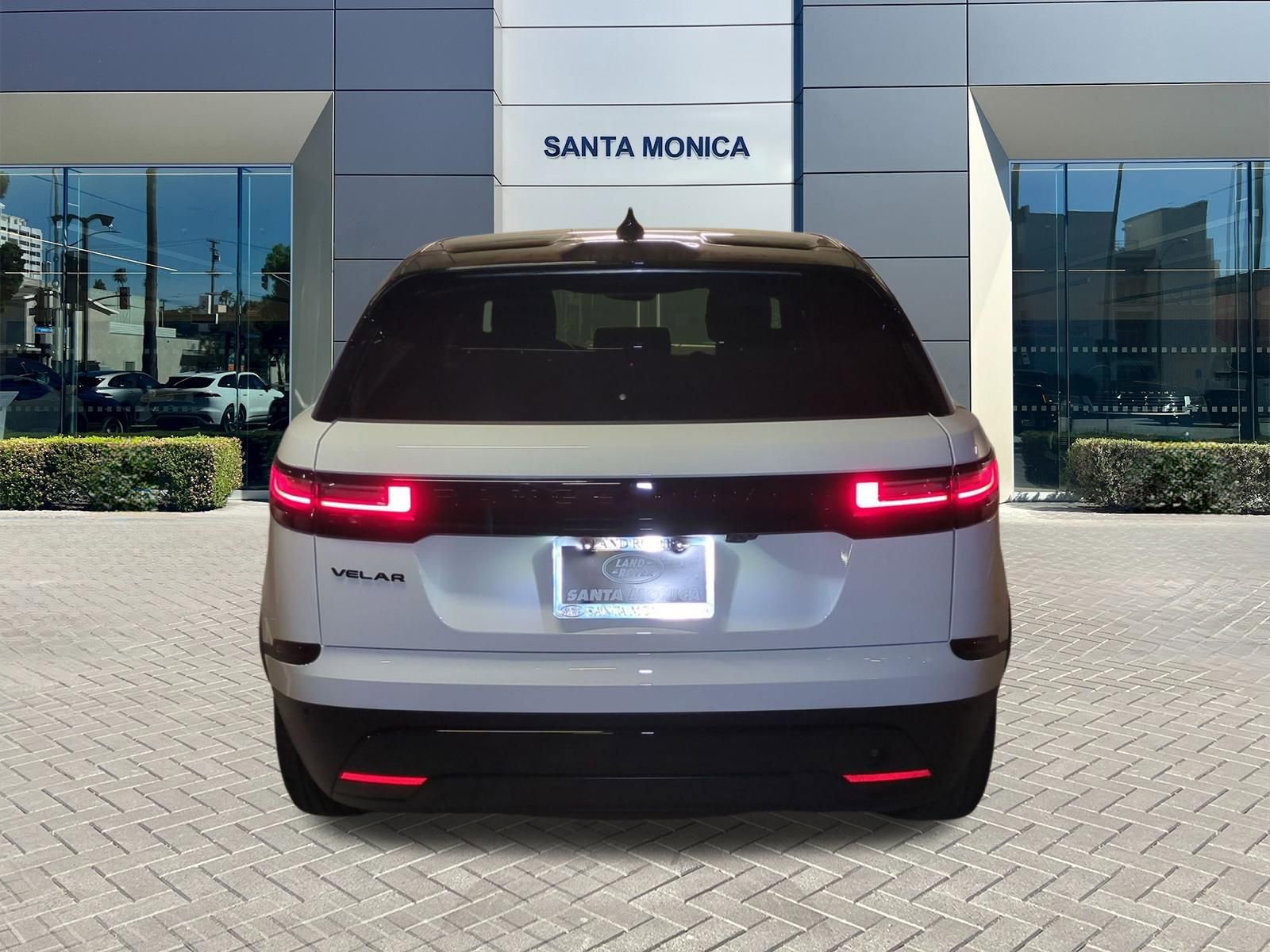 New 2026 Land Rover Range Rover Velar S AWD/4WD image 4