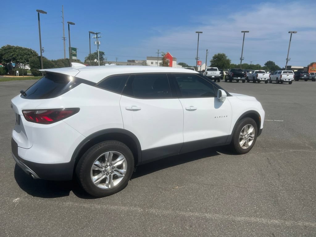 Used 2019 Chevrolet Blazer L FWD image 3
