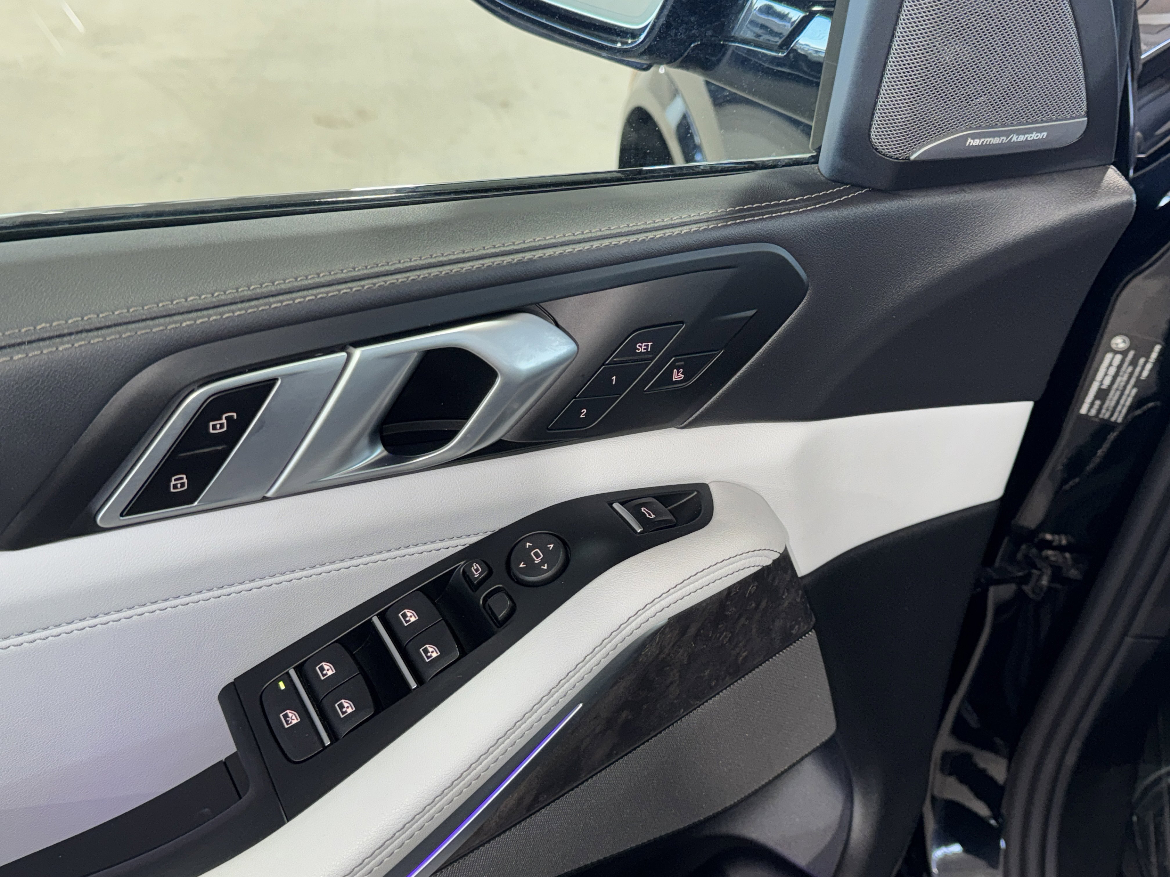 Certified 2025 BMW X5 xDrive40i w/ M Sport Package image 18