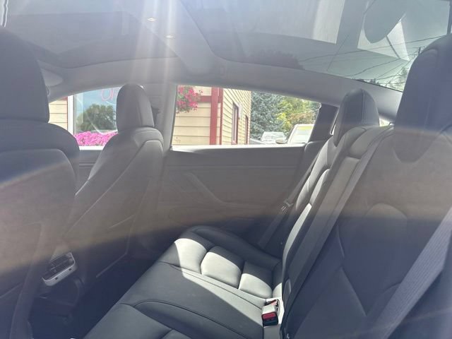 Used 2018 Tesla Model 3 Long Range RWD image 14