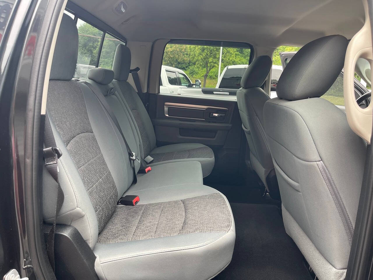 Used 2016 RAM 1500 Big Horn AWD/4WD image 31