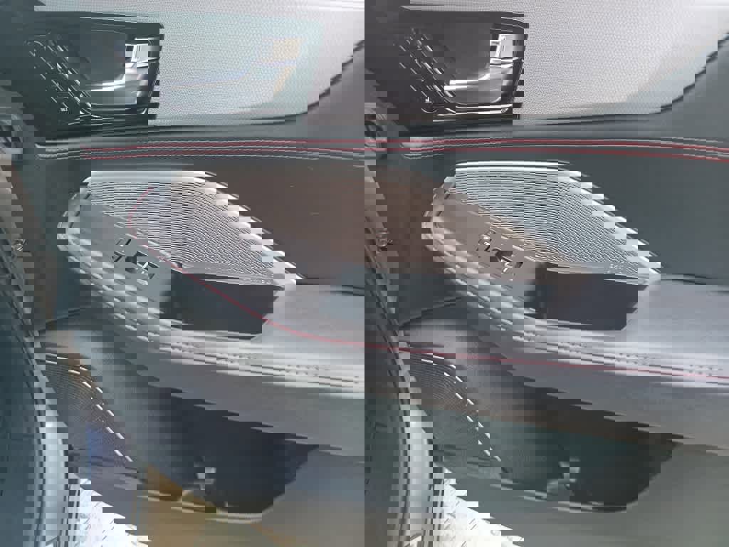 Used 2023 Acura MDX A-Spec image 27