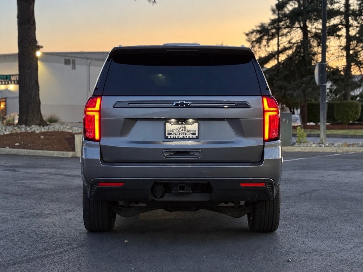 Used 2022 Chevrolet Tahoe RST w/ Luxury Package AWD/4WD image 4