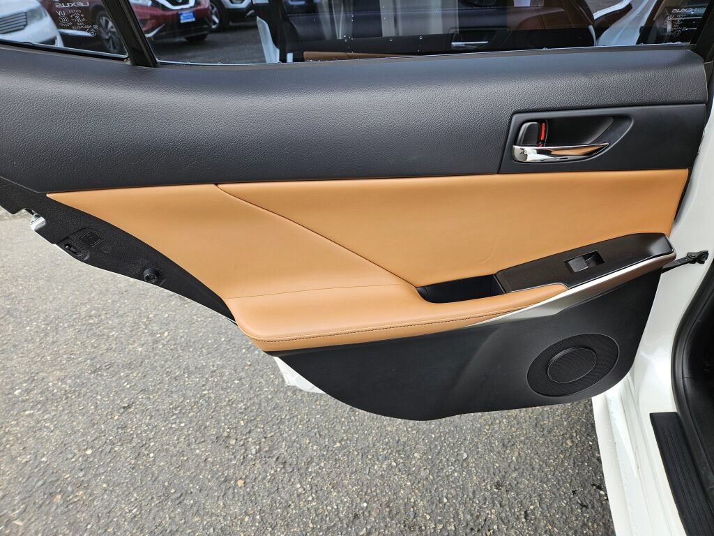 Used 2014 Lexus IS 250 RWD image 15