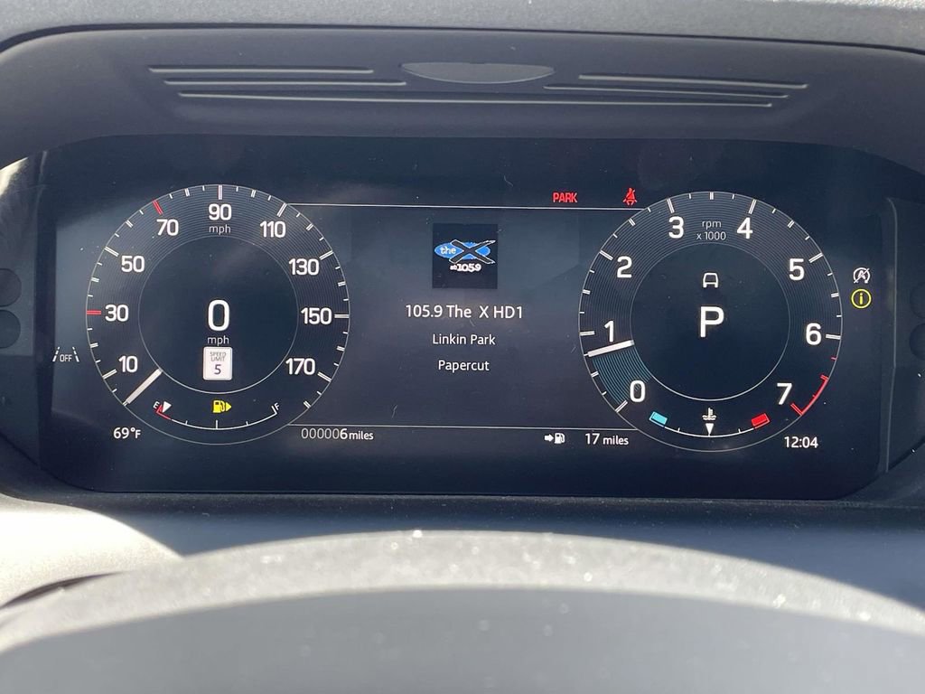 New 2026 Land Rover Discovery Sport Landmark image 41