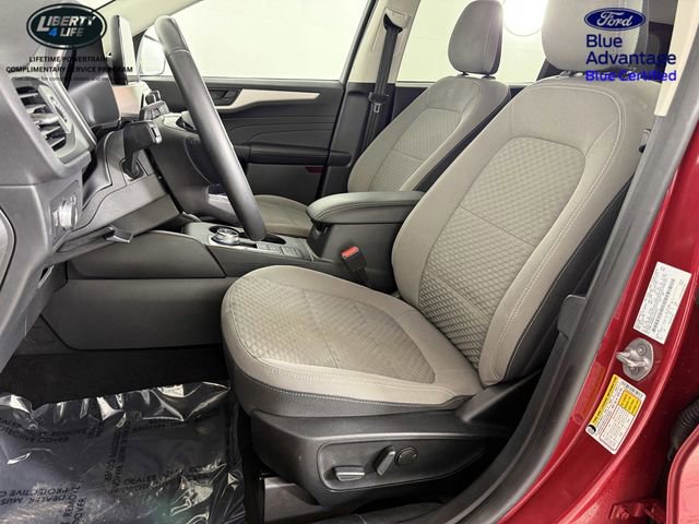 Certified 2022 Ford Escape SE w/ SE Sport Appearance Package image 13