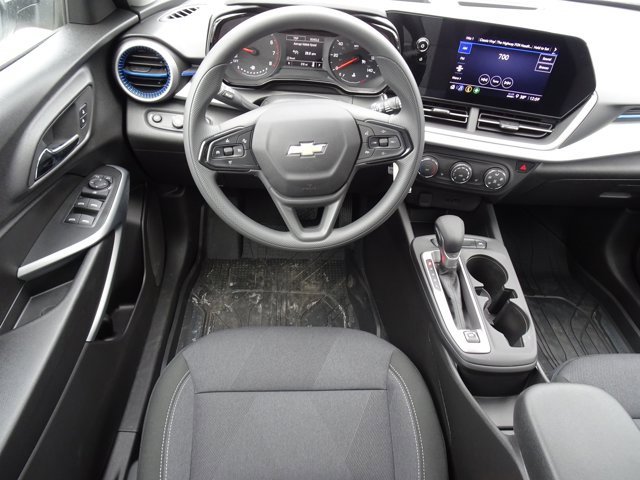 New 2026 Chevrolet Trax LS w/ LS Convenience Package image 7