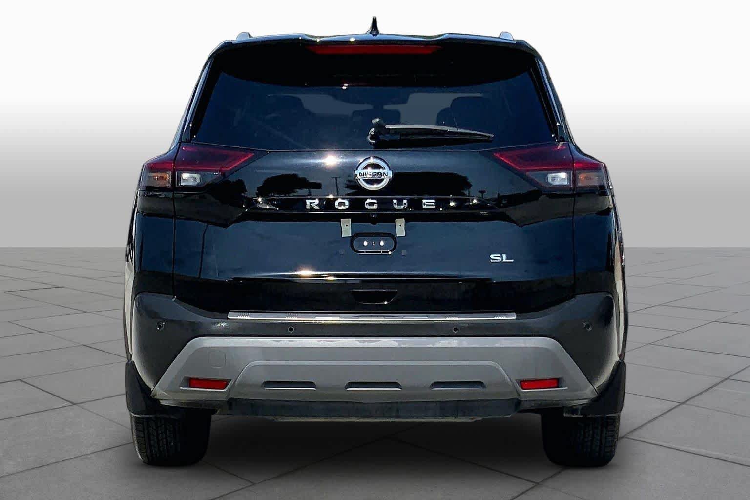 Used 2021 Nissan Rogue SL w/ Premium Package FWD image 5