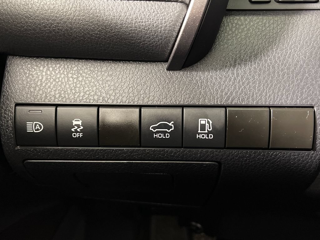 Used 2024 Toyota Camry SE FWD image 28