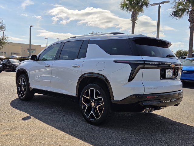 Used 2026 Chevrolet Traverse High Country FWD image 5