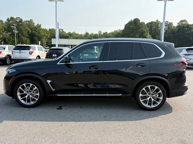 Used 2026 BMW X5 xDrive40i AWD/4WD image 2