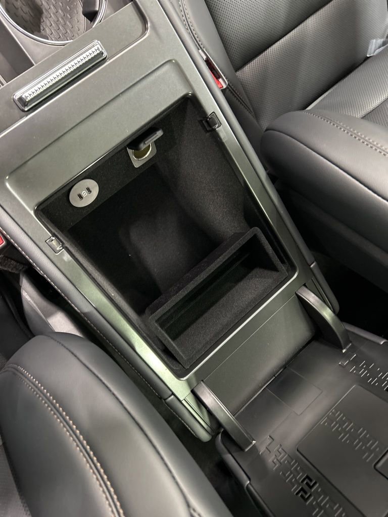 New 2026 Lincoln Nautilus Premier w/ Equipment Group 102A image 24