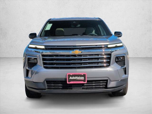 New 2026 Chevrolet Traverse LT w/ Sun and Wheel Package FWD image 6
