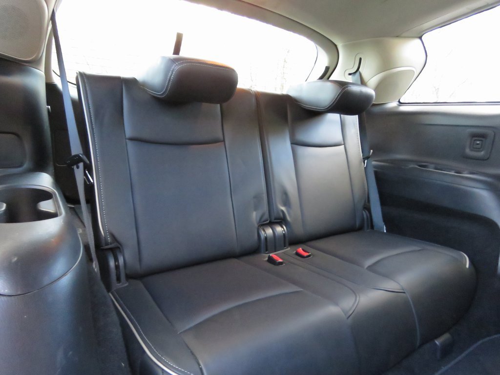 Used 2019 INFINITI QX60 Luxe w/ Essential Package image 18