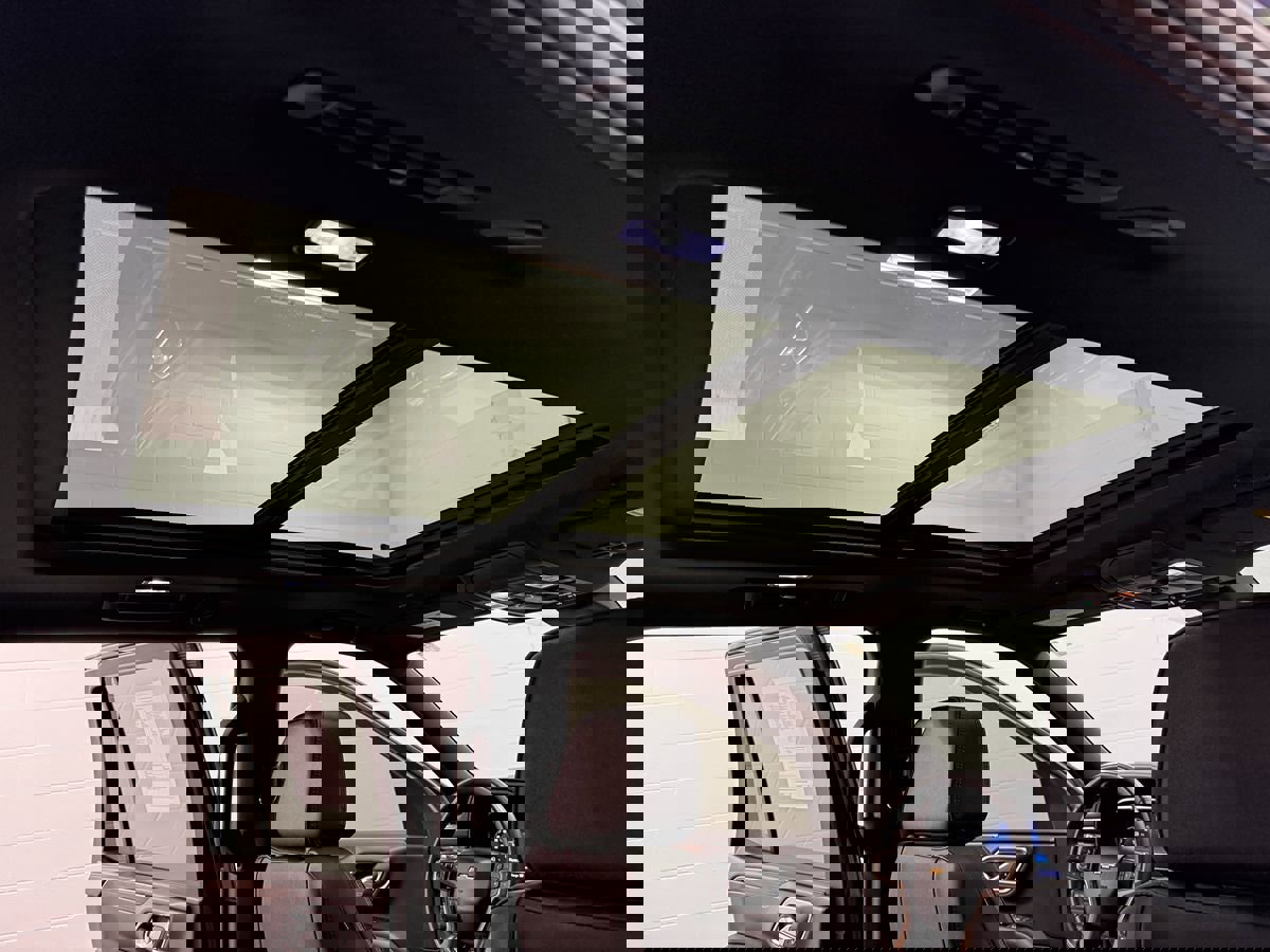 Used 2024 Chevrolet Tahoe High Country image 38