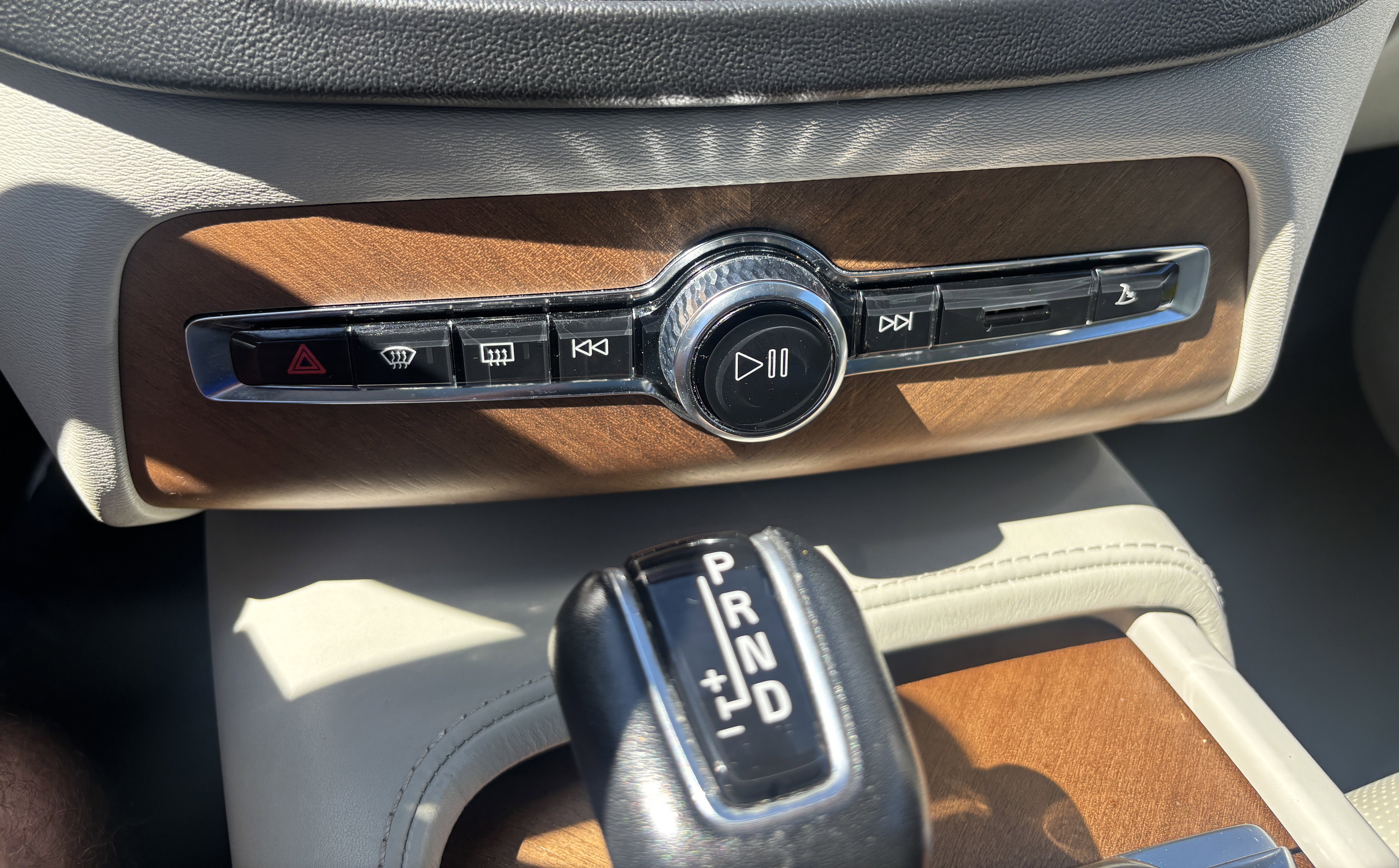 Used 2017 Volvo XC90 T6 Inscription image 27
