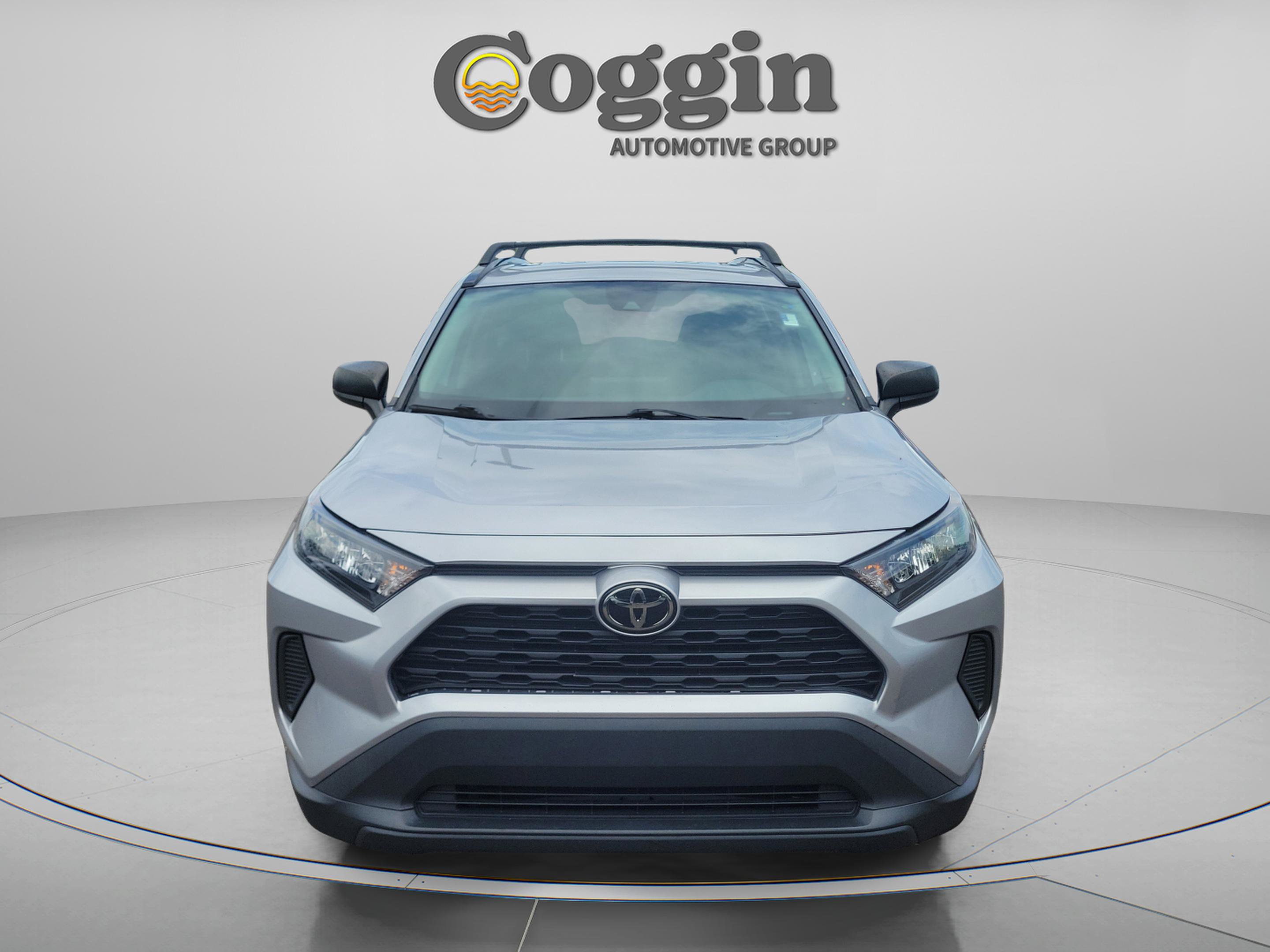 Used 2021 Toyota RAV4 LE FWD image 8