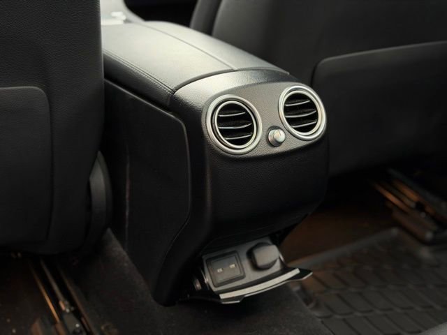 Used 2022 Mercedes-Benz GLC 300 4MATIC image 48