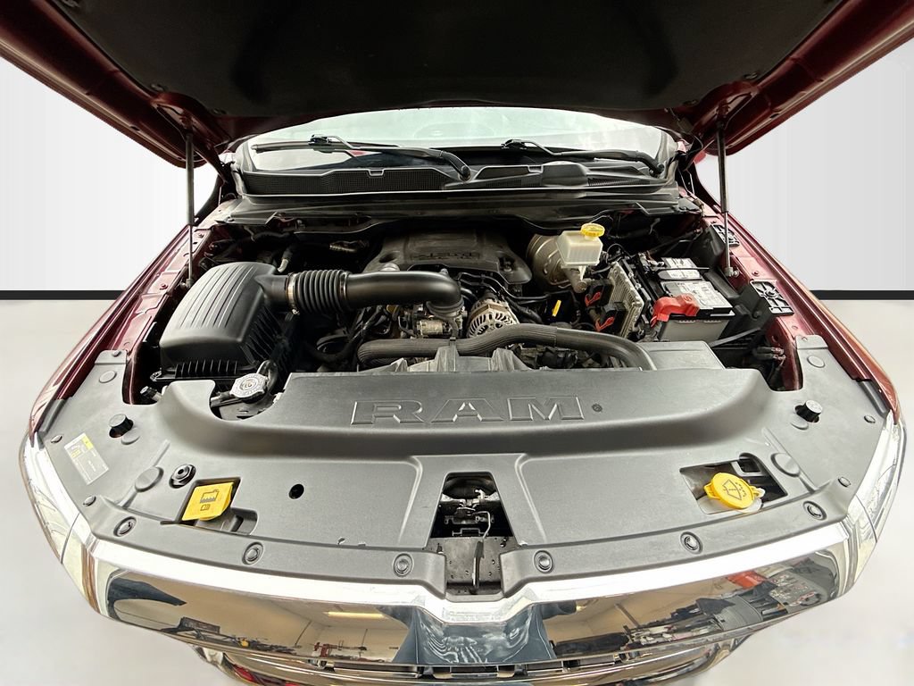Used 2019 RAM 1500 Laramie AWD/4WD image 28