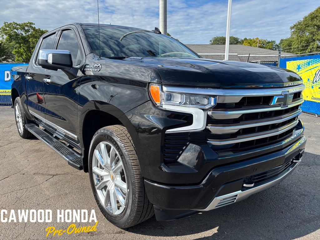Used 2022 Chevrolet Silverado 1500 High Country w/ High Country Premium Package AWD/4WD 360° Tour