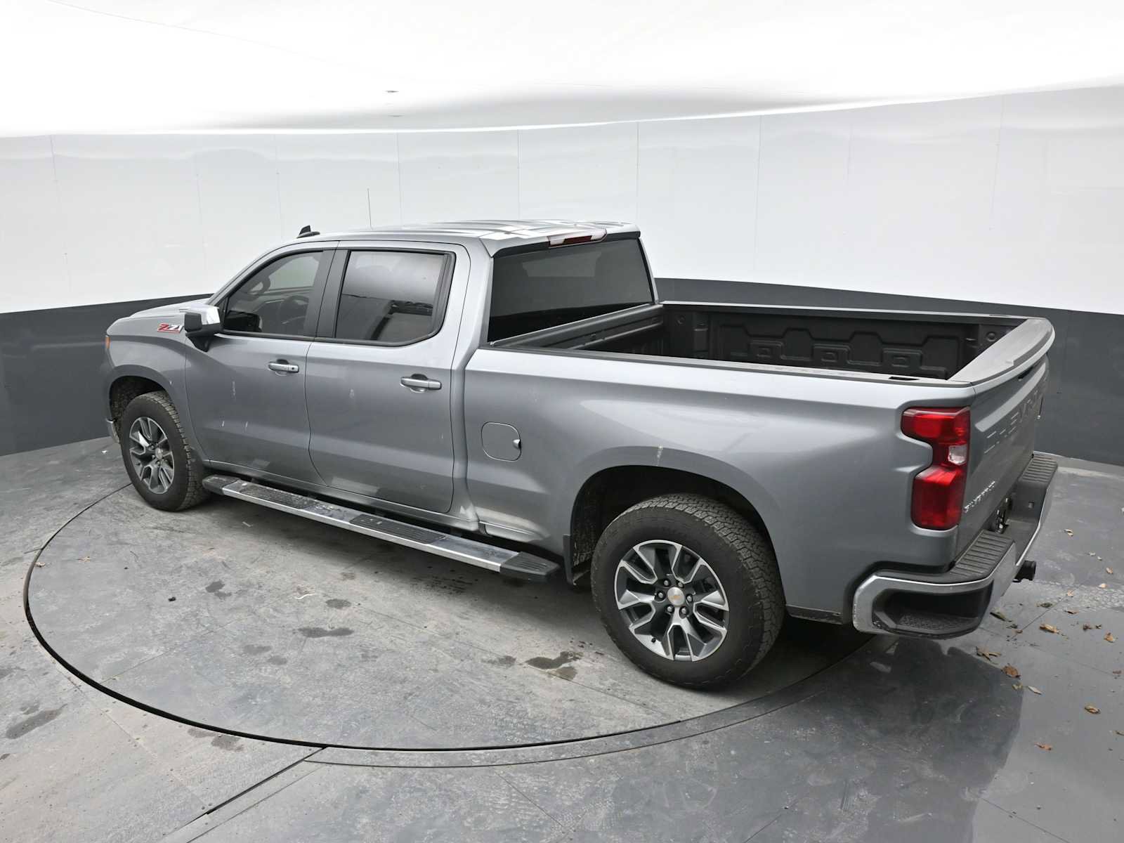 Used 2026 Chevrolet Silverado 1500 LT w/ Z71 Off-Road Package AWD/4WD image 12