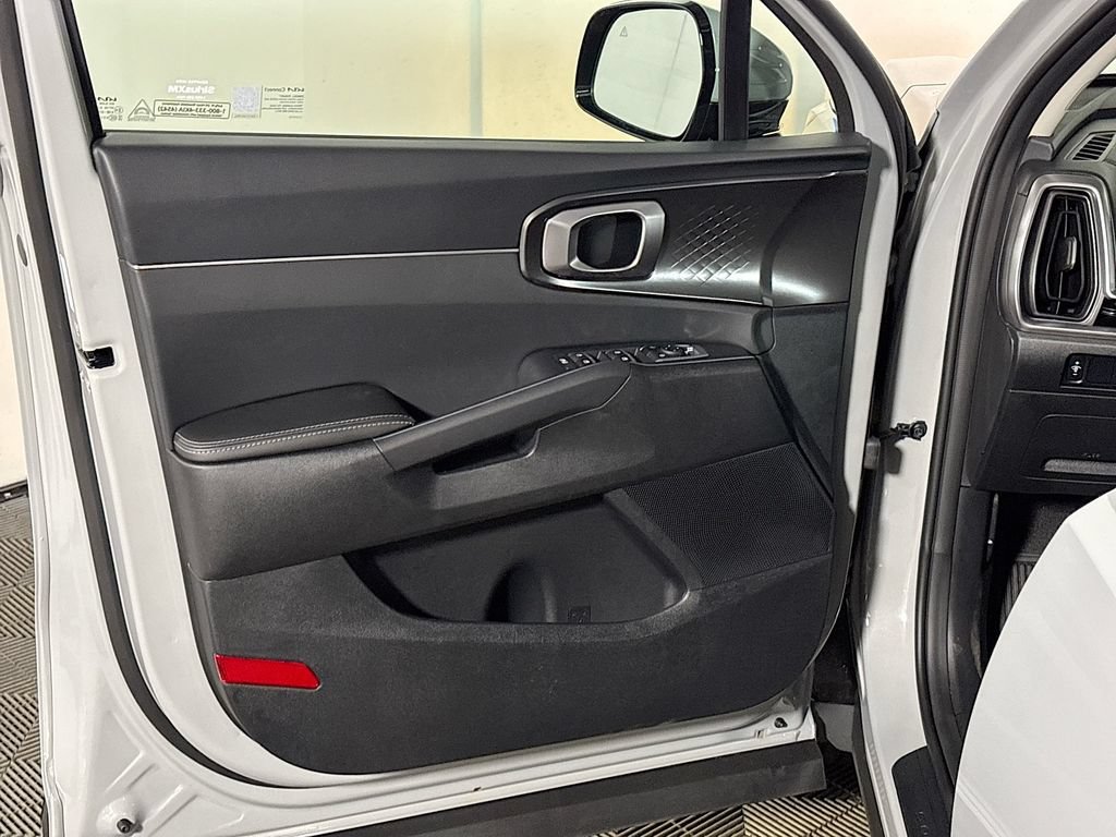 New 2026 Kia Sorento S AWD/4WD image 10