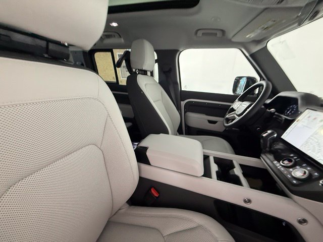 New 2026 Land Rover Defender 110 S AWD/4WD image 42