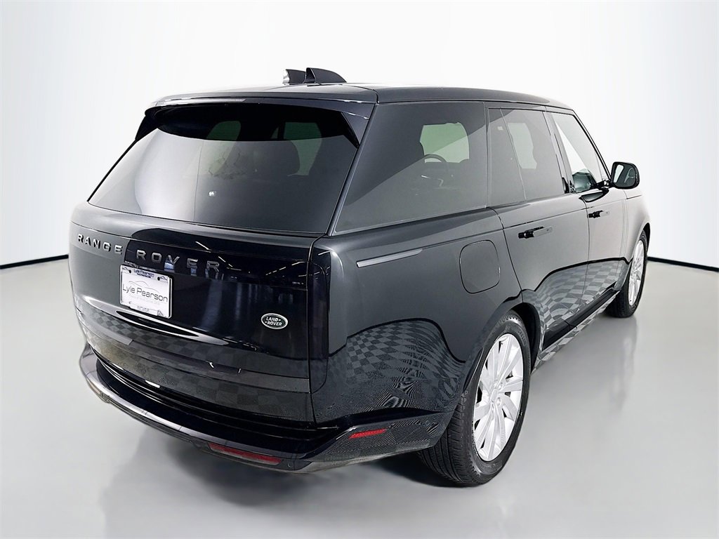 Used 2023 Land Rover Range Rover SE image 9