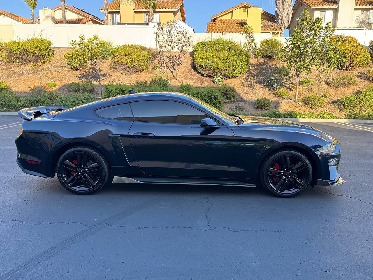 Used 2021 Ford Mustang Coupe RWD image 6