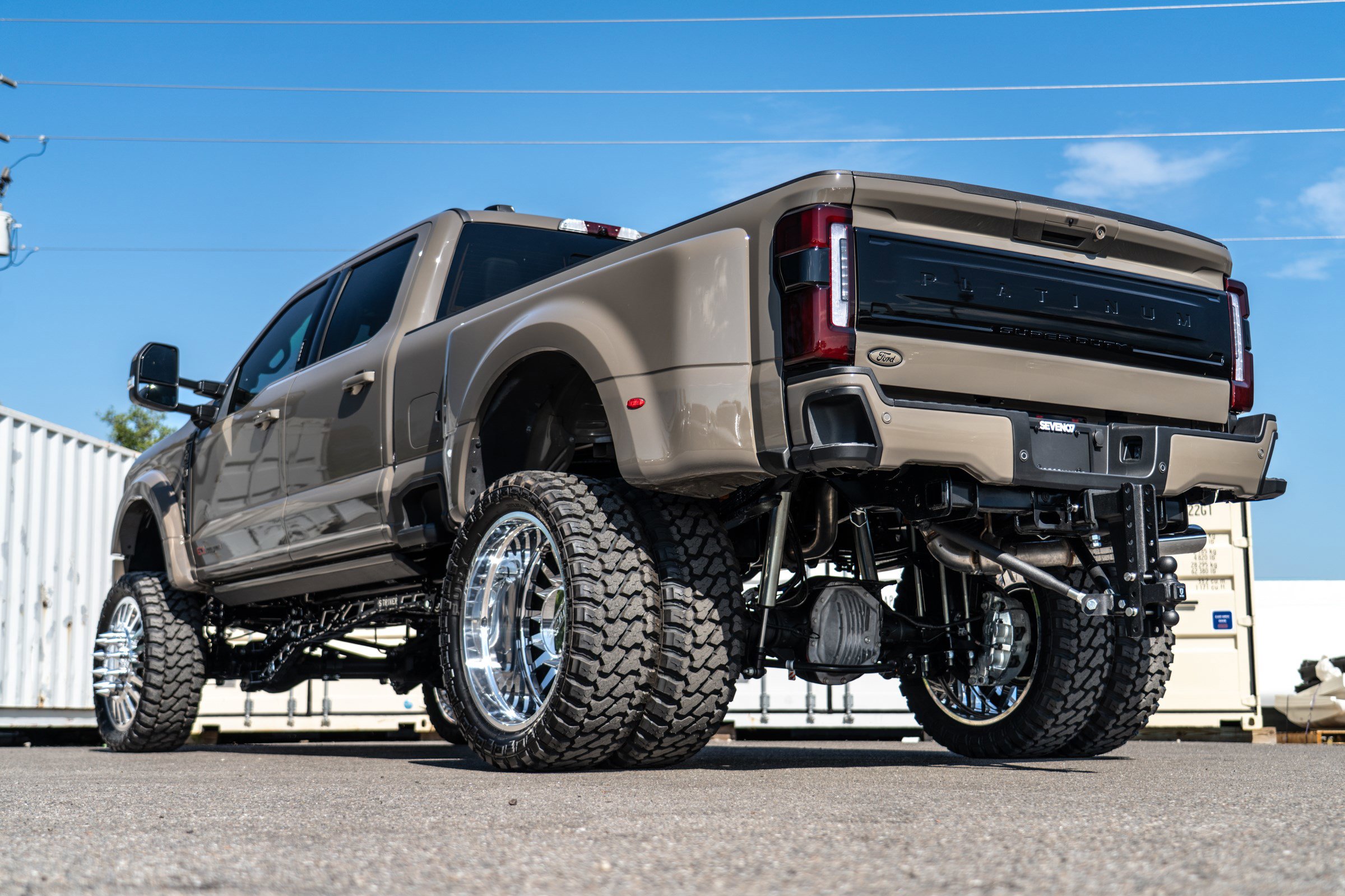 New 2026 Ford F450 Platinum w/ Platinum Plus Package image 6