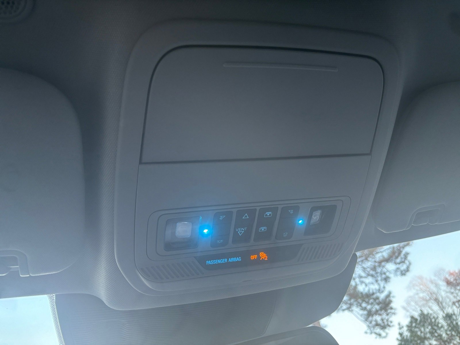 Used 2023 Ford Explorer XLT w/ Equipment Group 202A image 29