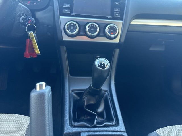 Used 2017 Subaru Crosstrek 2.0i Premium image 15