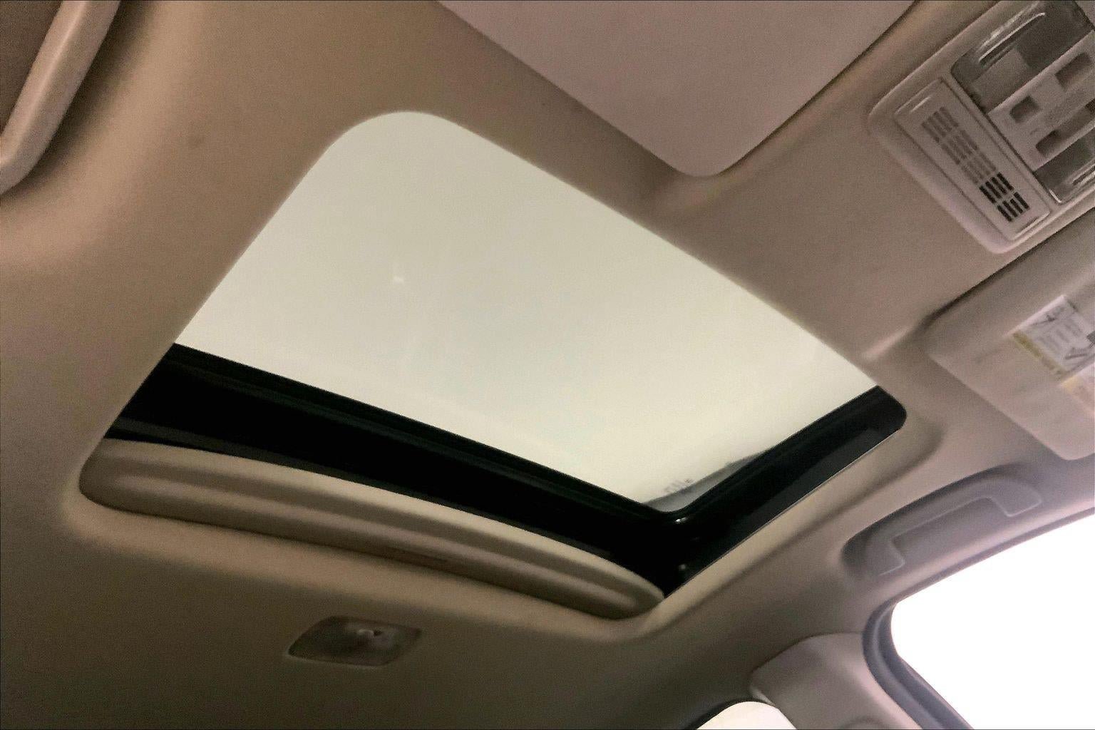 Used 2019 Honda HR-V Touring image 28