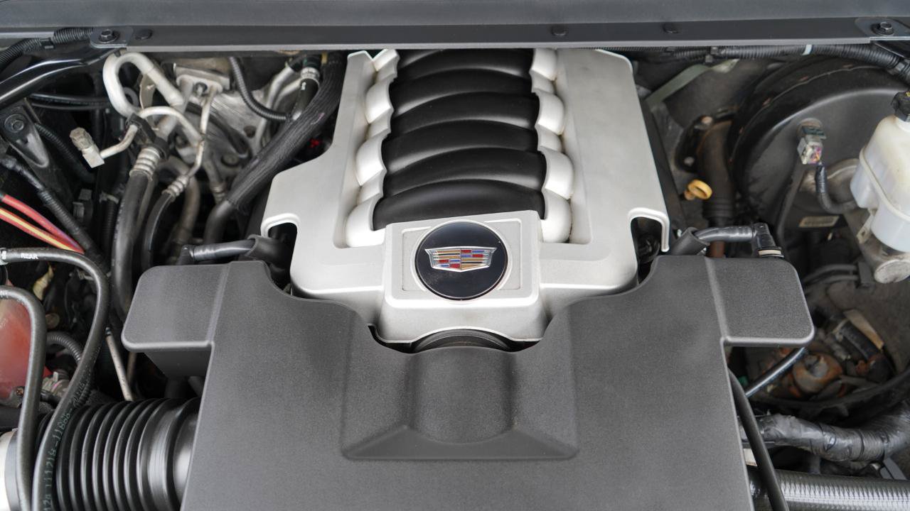 Used 2019 Cadillac Escalade ESV Luxury AWD/4WD image 92