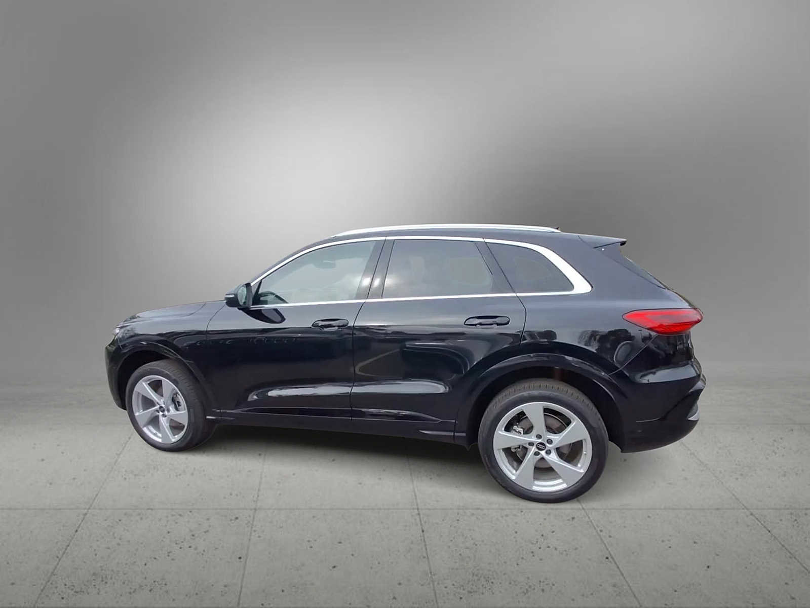 New 2025 Audi Q5 Premium Plus image 5