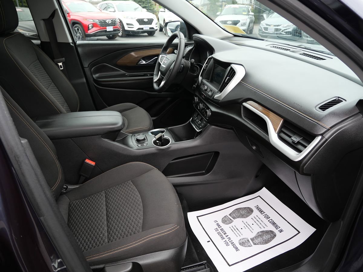Used 2019 GMC Terrain SLE w/ Driver Convenience Package AWD/4WD image 18