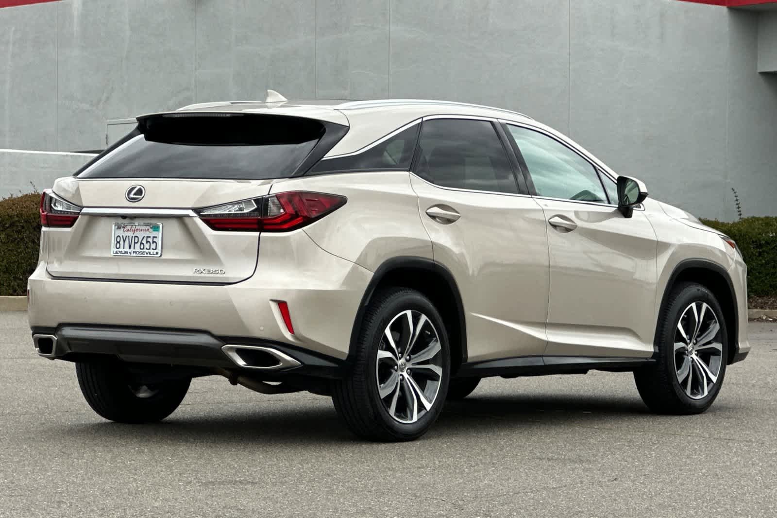 Used 2017 Lexus RX 350 FWD w/ Premium Package image 2