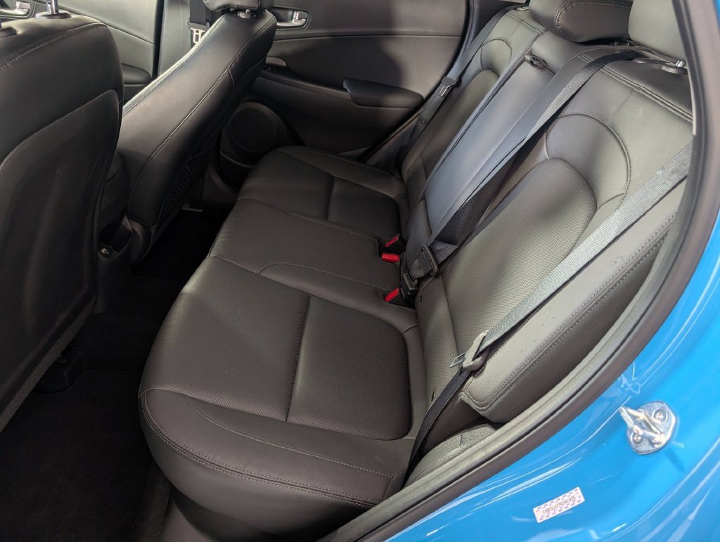 Used 2023 Hyundai Kona Limited AWD/4WD image 18