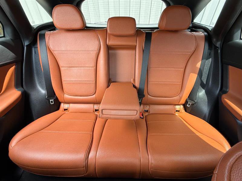 Used 2023 Mercedes-Benz GLC 300 image 17