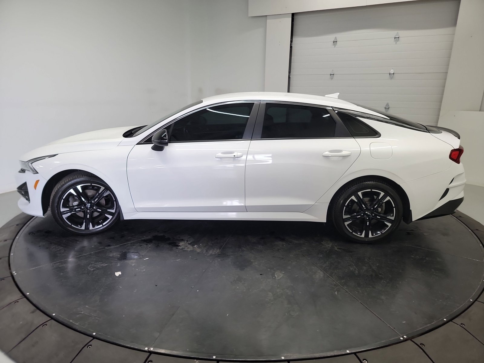 Used 2024 Kia K5 GT-Line w/ GT-Line Premium Package AWD/4WD image 4