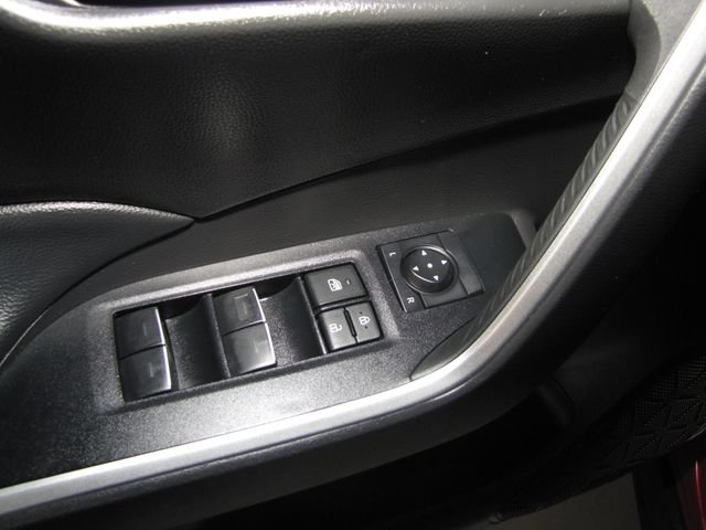 Used 2025 Toyota RAV4 XLE Premium FWD image 11