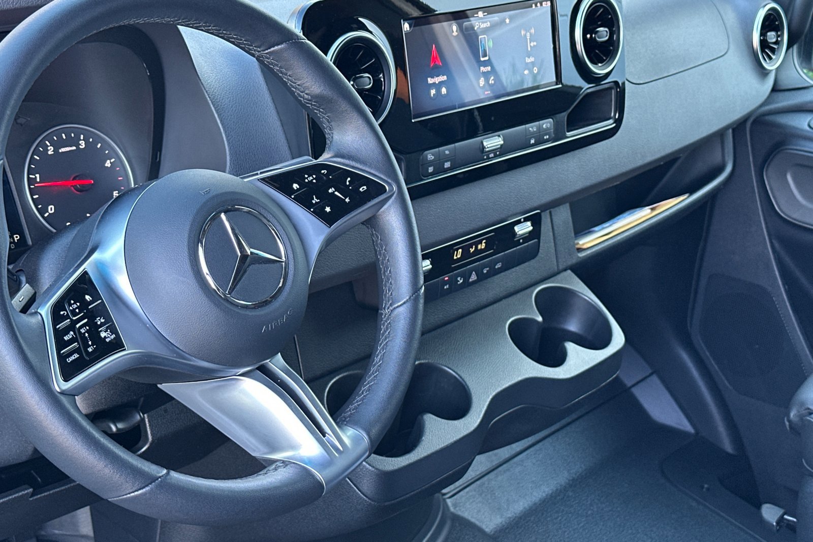 Used 2025 Mercedes-Benz Sprinter 3500 image 12