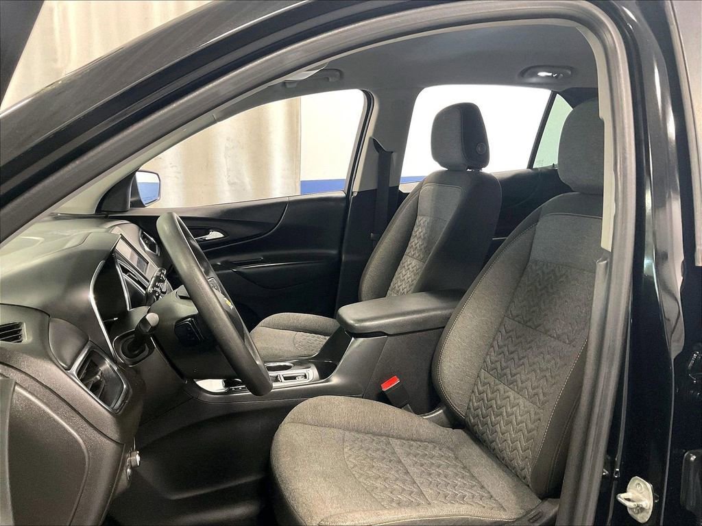 Used 2023 Chevrolet Equinox LT FWD image 10