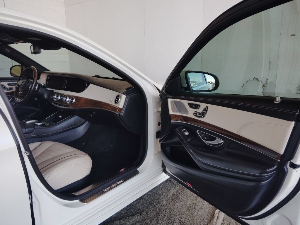 Used 2016 Mercedes-Benz S 550 Sedan image 9