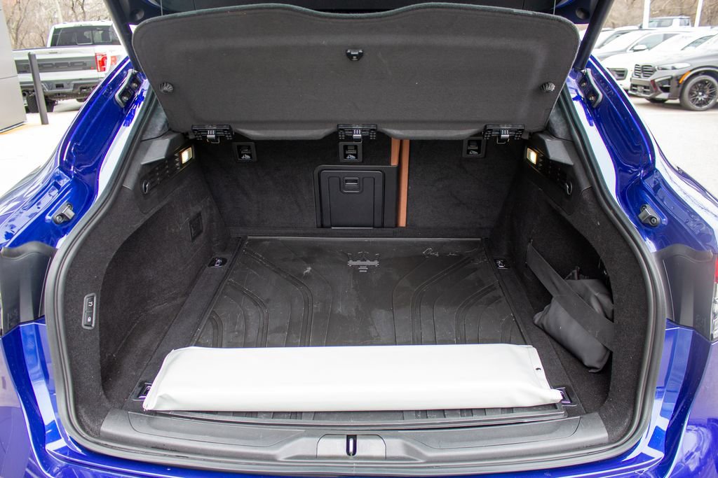 Used 2023 Maserati Levante GT image 21