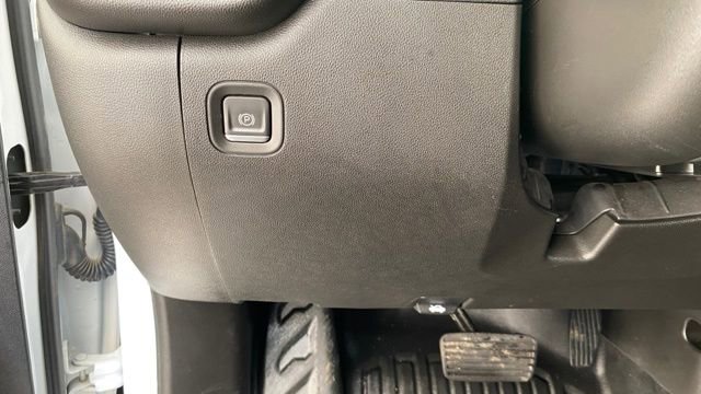 Used 2022 Chevrolet Silverado 3500 W/T w/ WT Fleet Convenience Package image 32